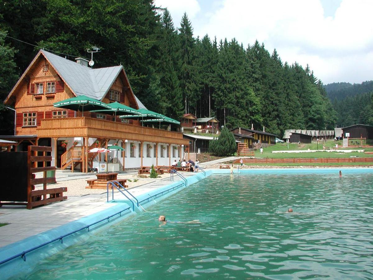 Apartman Na Svahu, Krkonose จัตซแลร์ช ภายนอก รูปภาพ