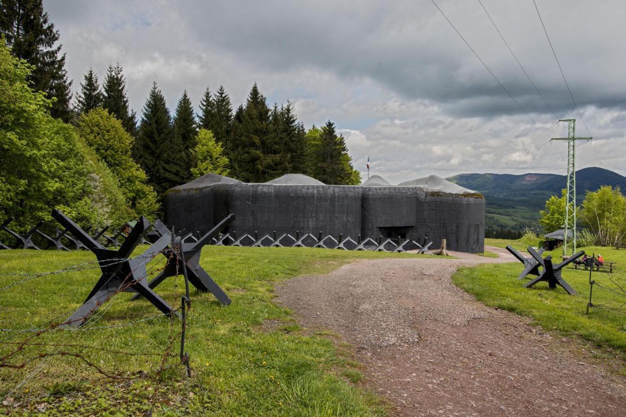 Apartman Na Svahu, Krkonose จัตซแลร์ช ภายนอก รูปภาพ