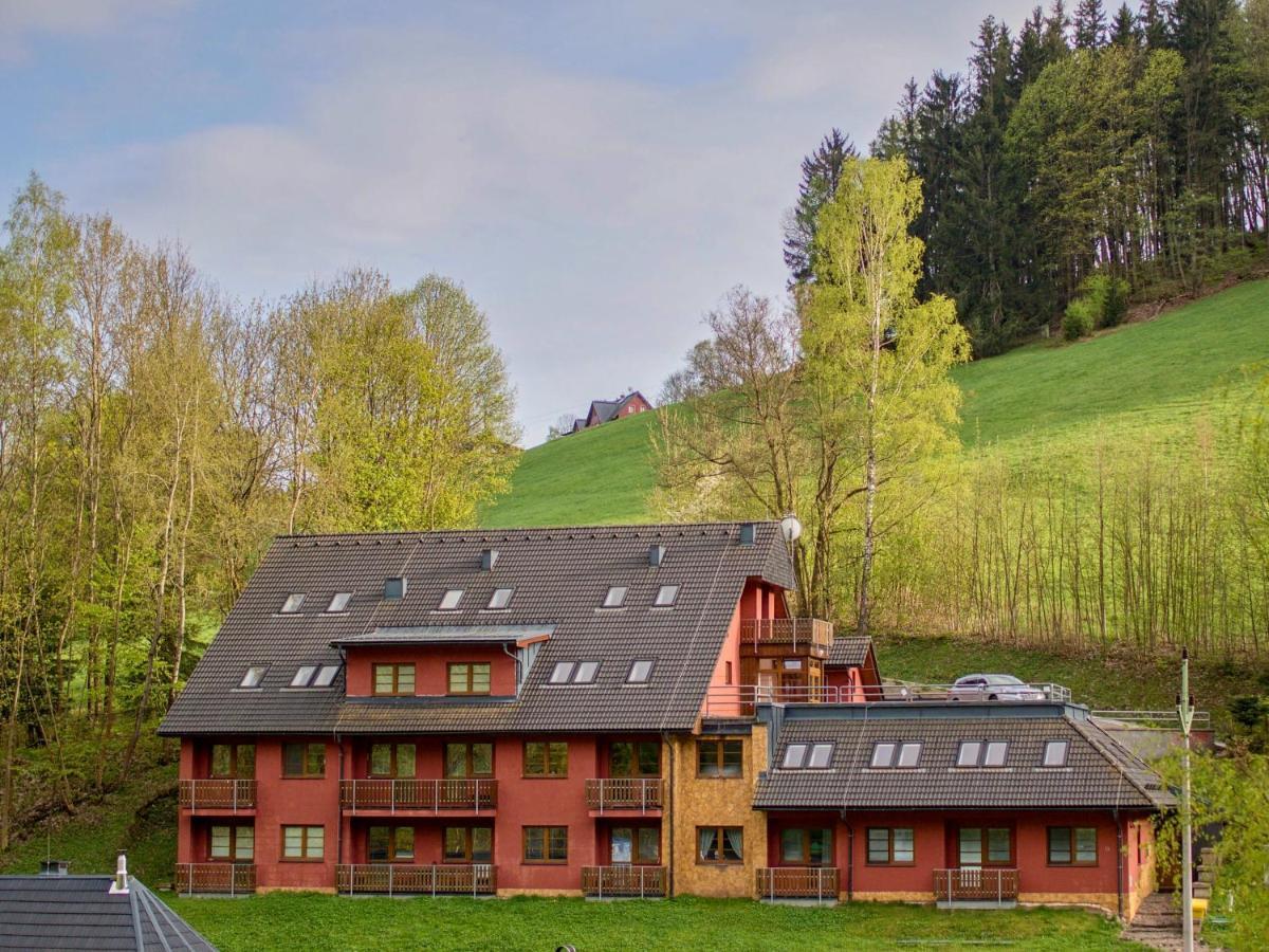 Apartman Na Svahu, Krkonose จัตซแลร์ช ภายนอก รูปภาพ
